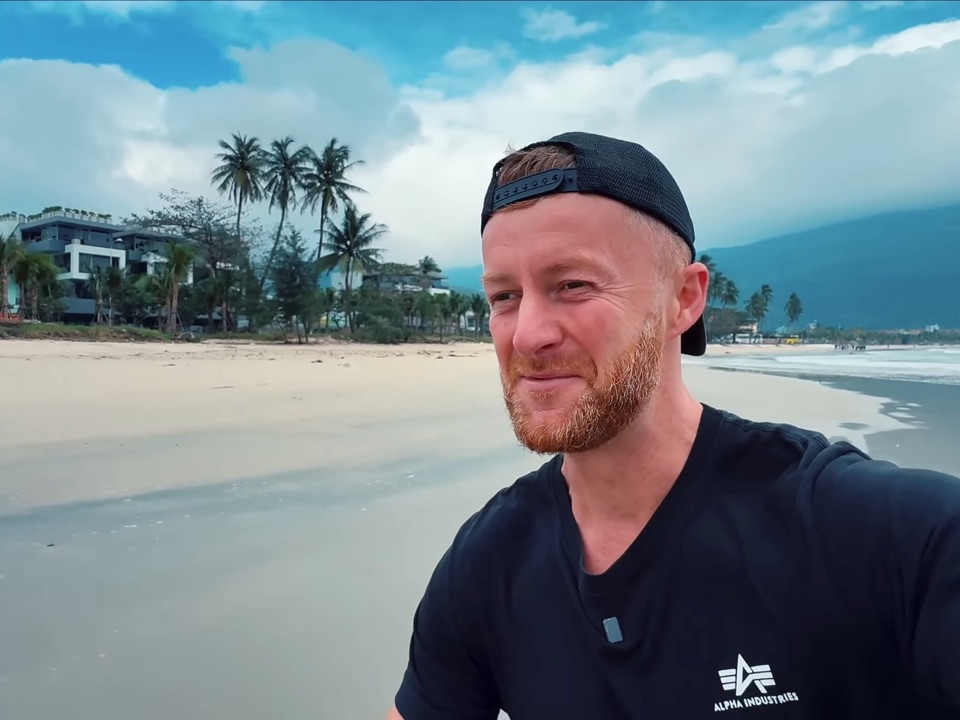 Marcin am Strand von Da Nang